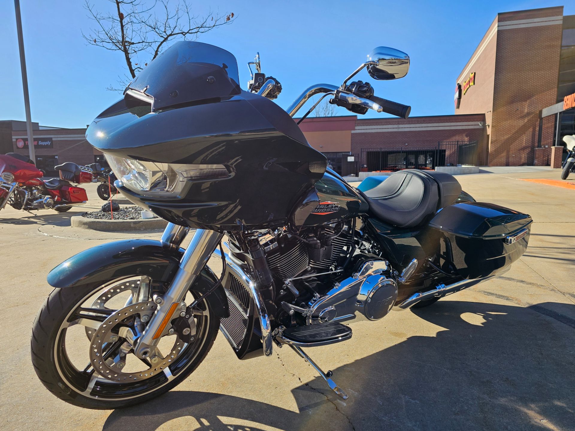2024 Harley-Davidson Road Glide® in Flint, Michigan - Photo 4