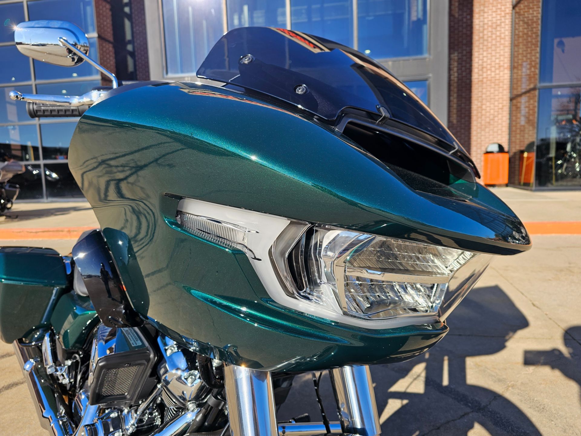 2024 Harley-Davidson Road Glide® in Flint, Michigan - Photo 9