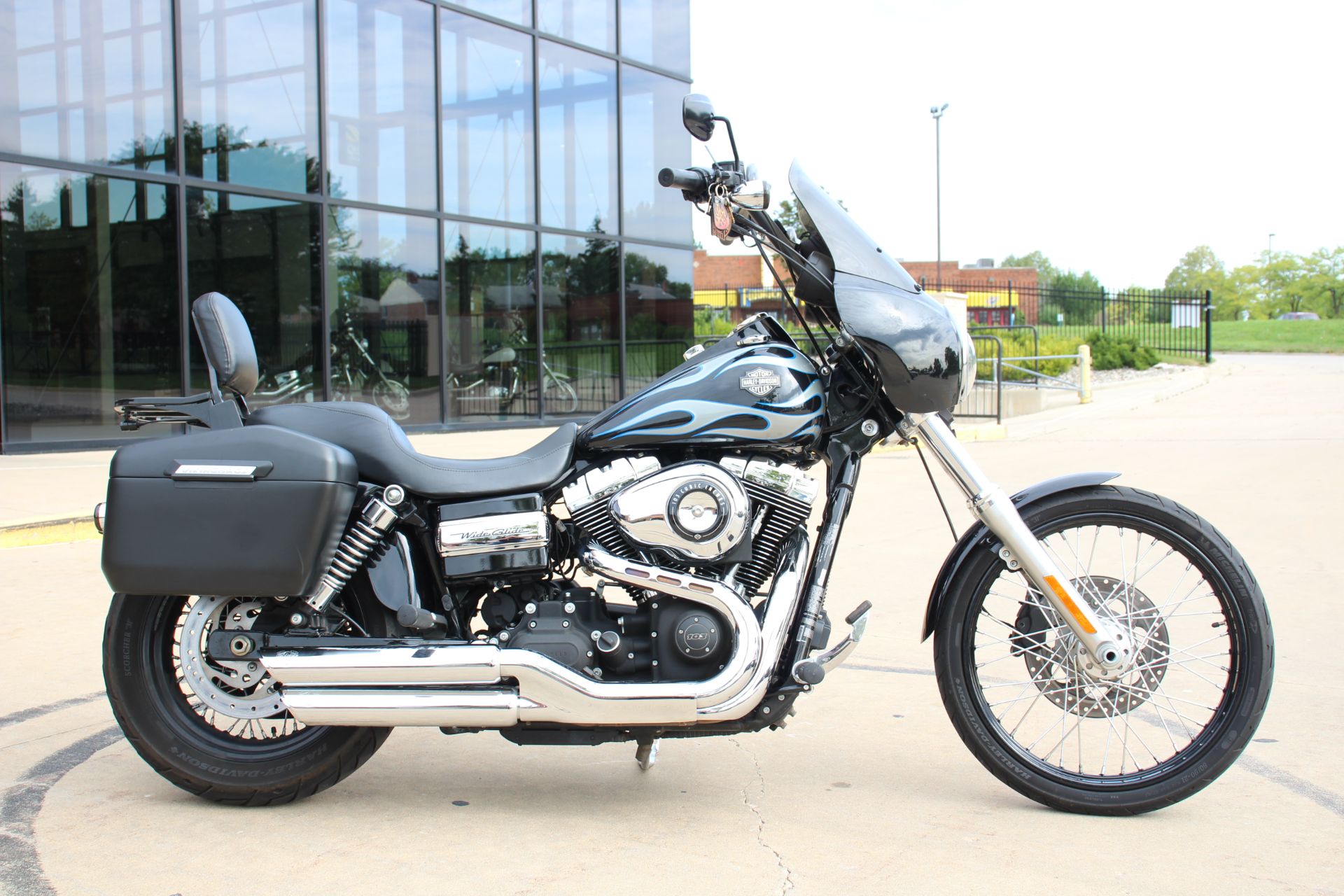 2013 Harley-Davidson Dyna® Wide Glide® in Flint, Michigan - Photo 1
