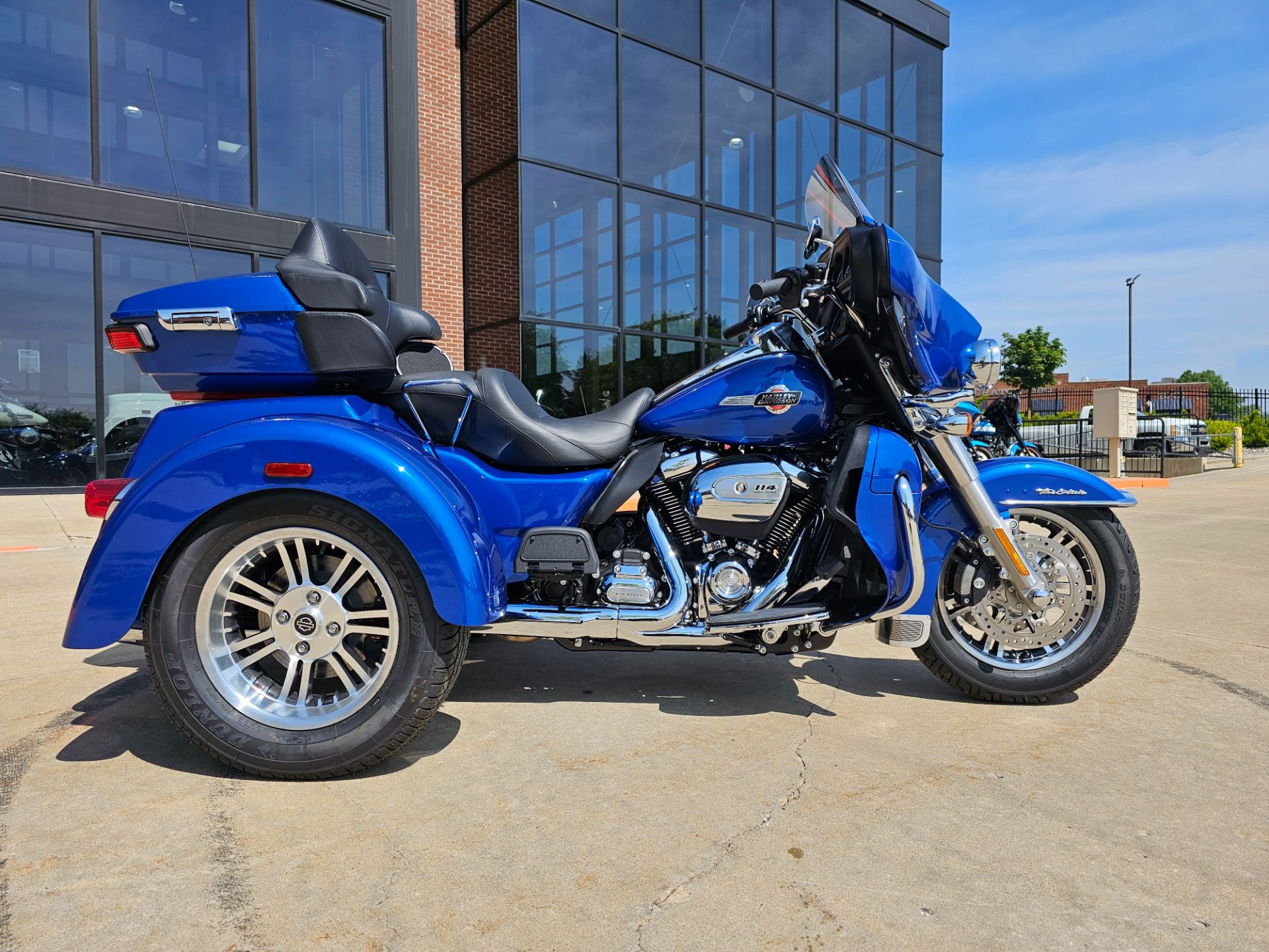 2024 Harley-Davidson Tri Glide® Ultra in Flint, Michigan - Photo 2