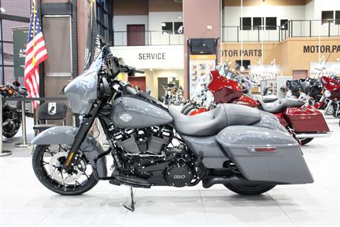 2022 Harley-Davidson Street Glide® Special in Flint, Michigan - Photo 8
