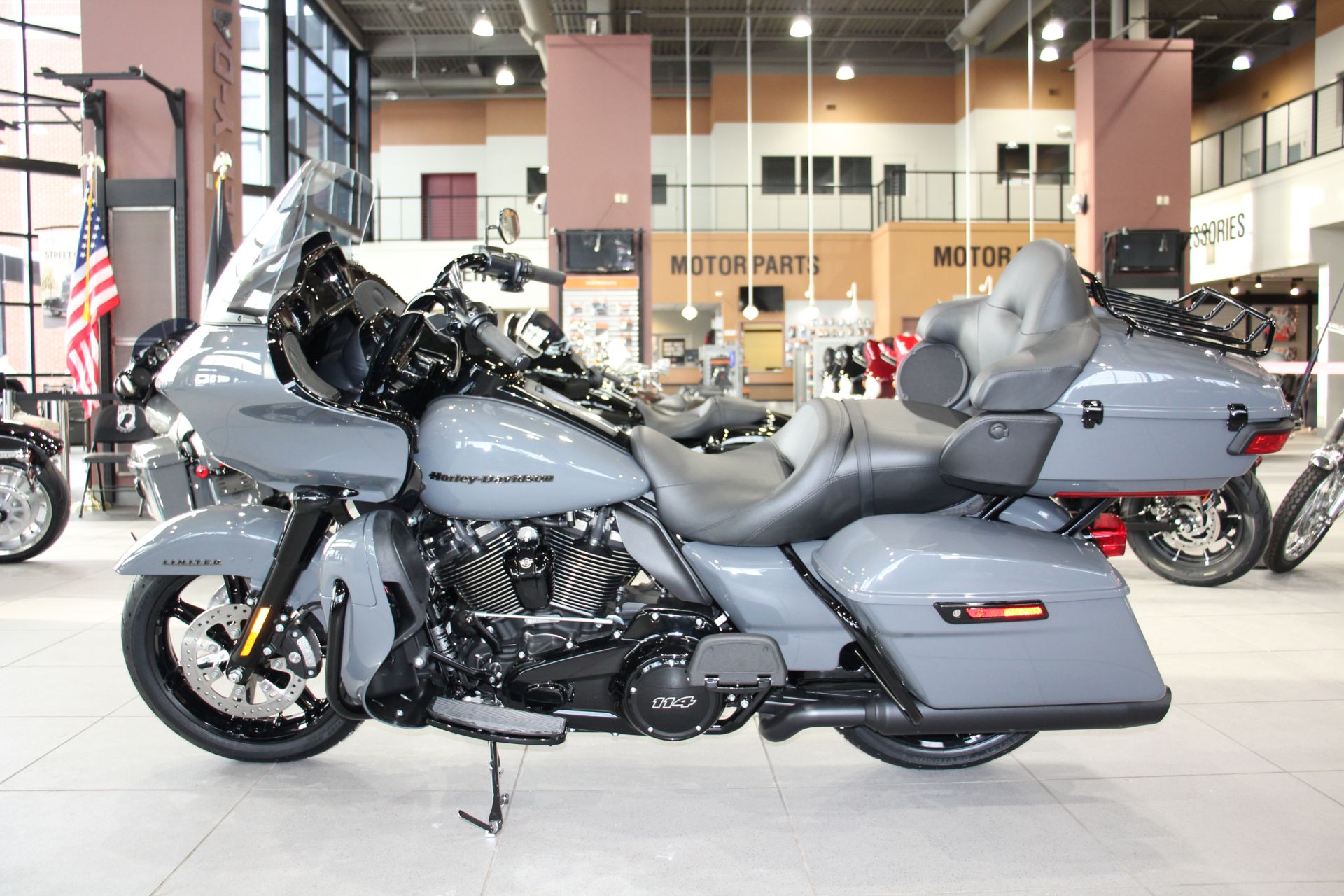 2022 Harley-Davidson Road Glide® Limited in Flint, Michigan - Photo 6
