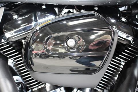 2022 Harley-Davidson Road Glide® Limited in Flint, Michigan - Photo 11