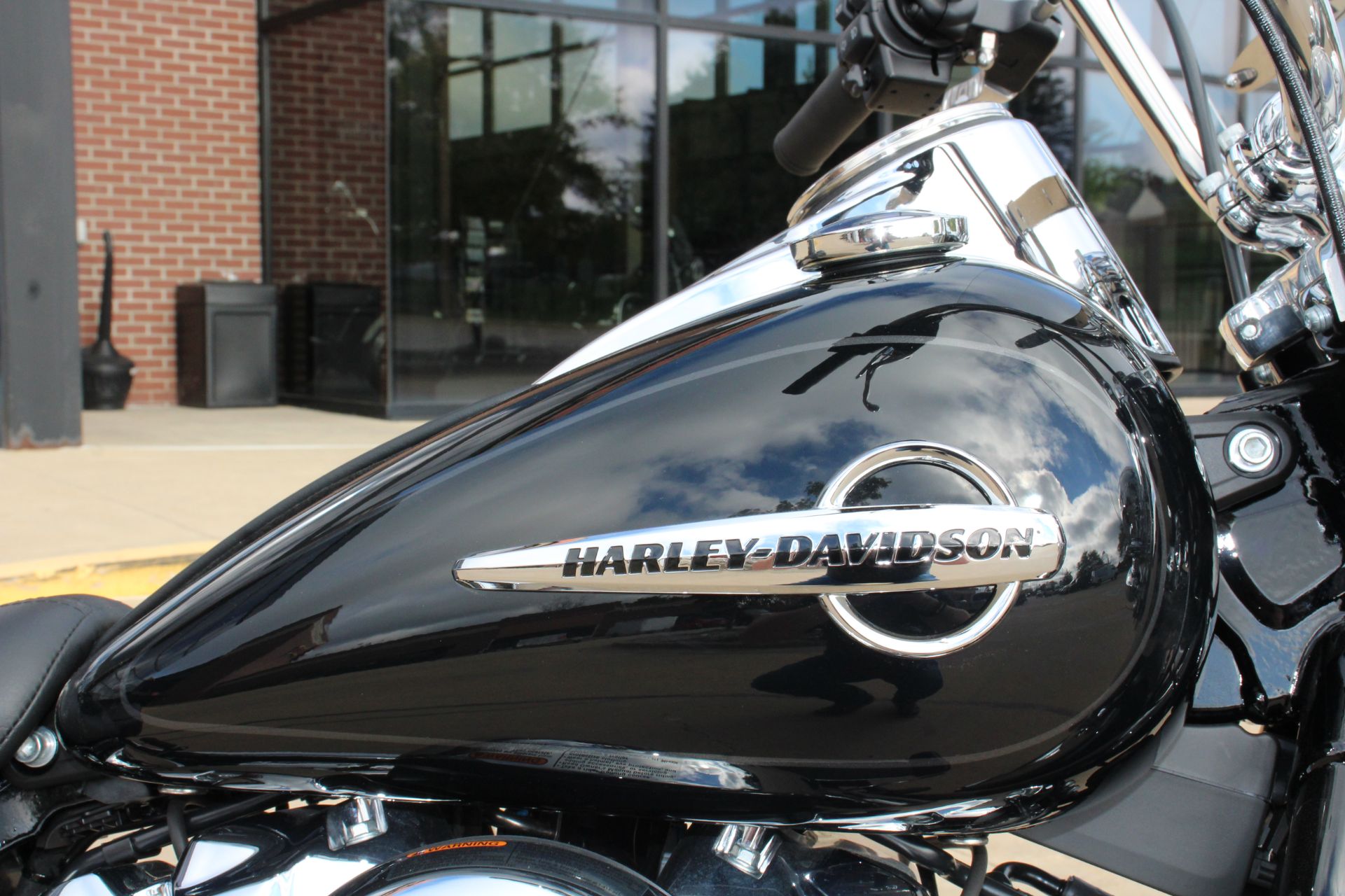 2020 Harley-Davidson Heritage Classic in Flint, Michigan - Photo 9