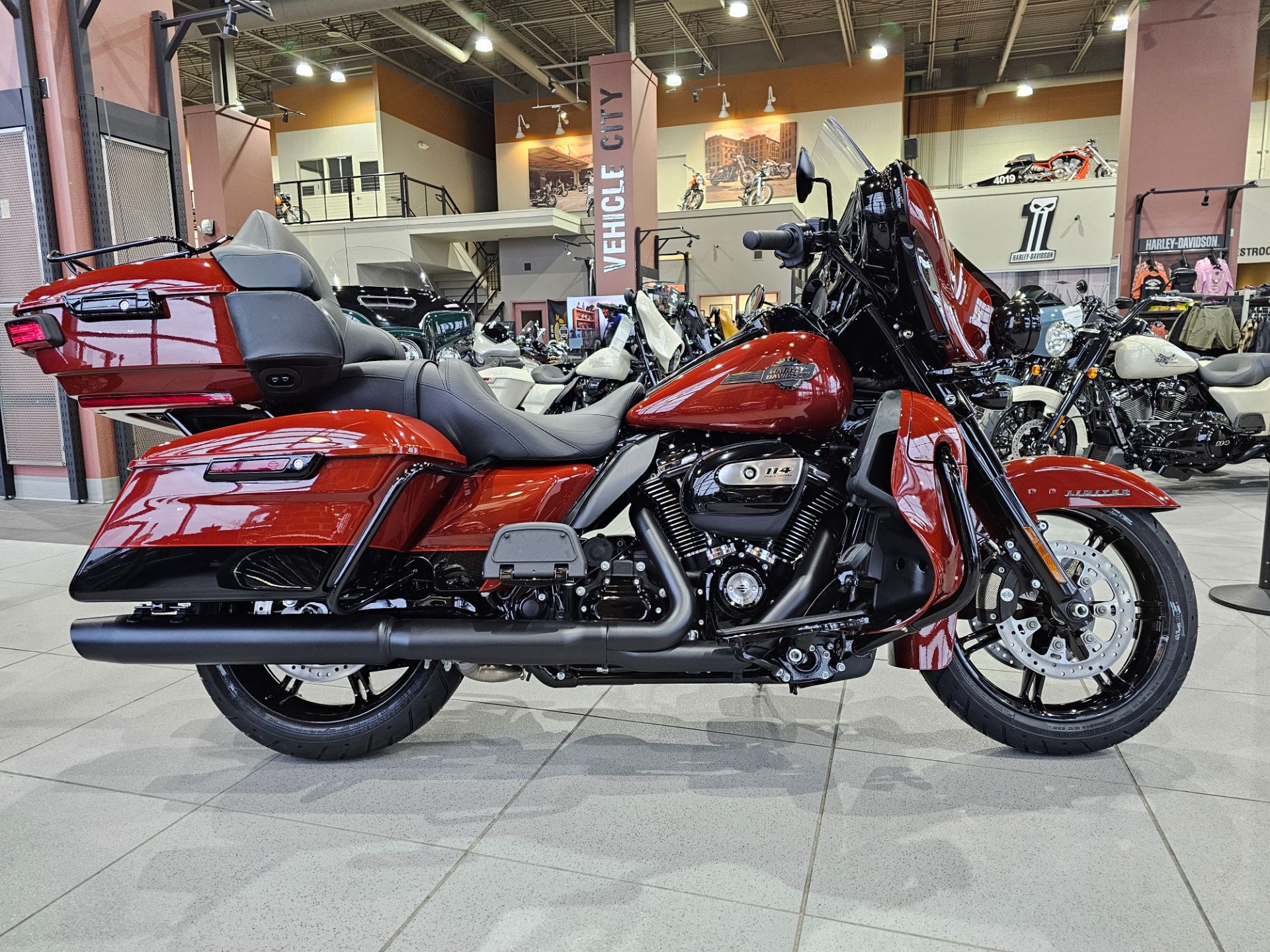 2024 Harley-Davidson Ultra Limited in Flint, Michigan - Photo 2