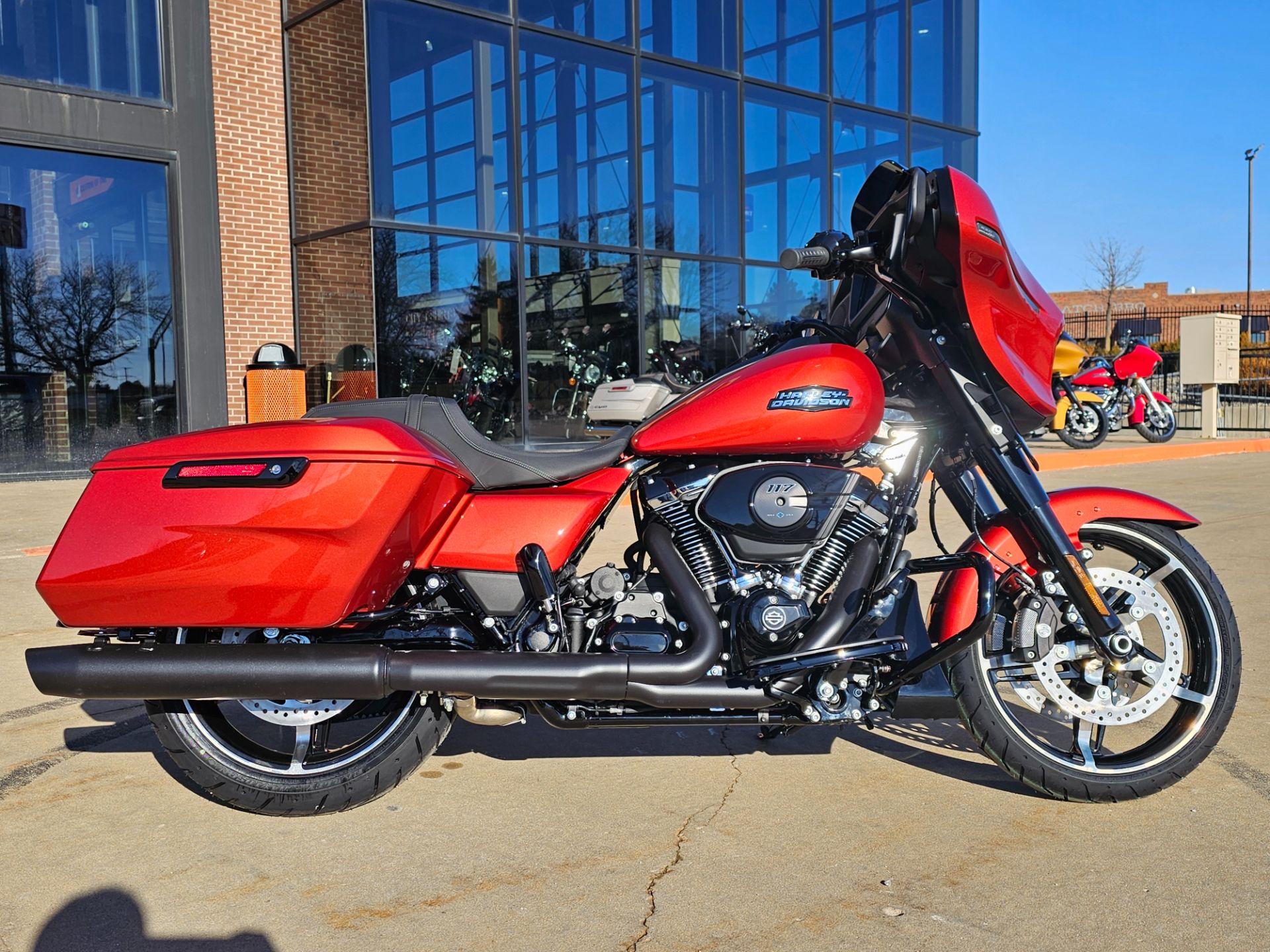 2024 Harley-Davidson Street Glide® in Flint, Michigan - Photo 2