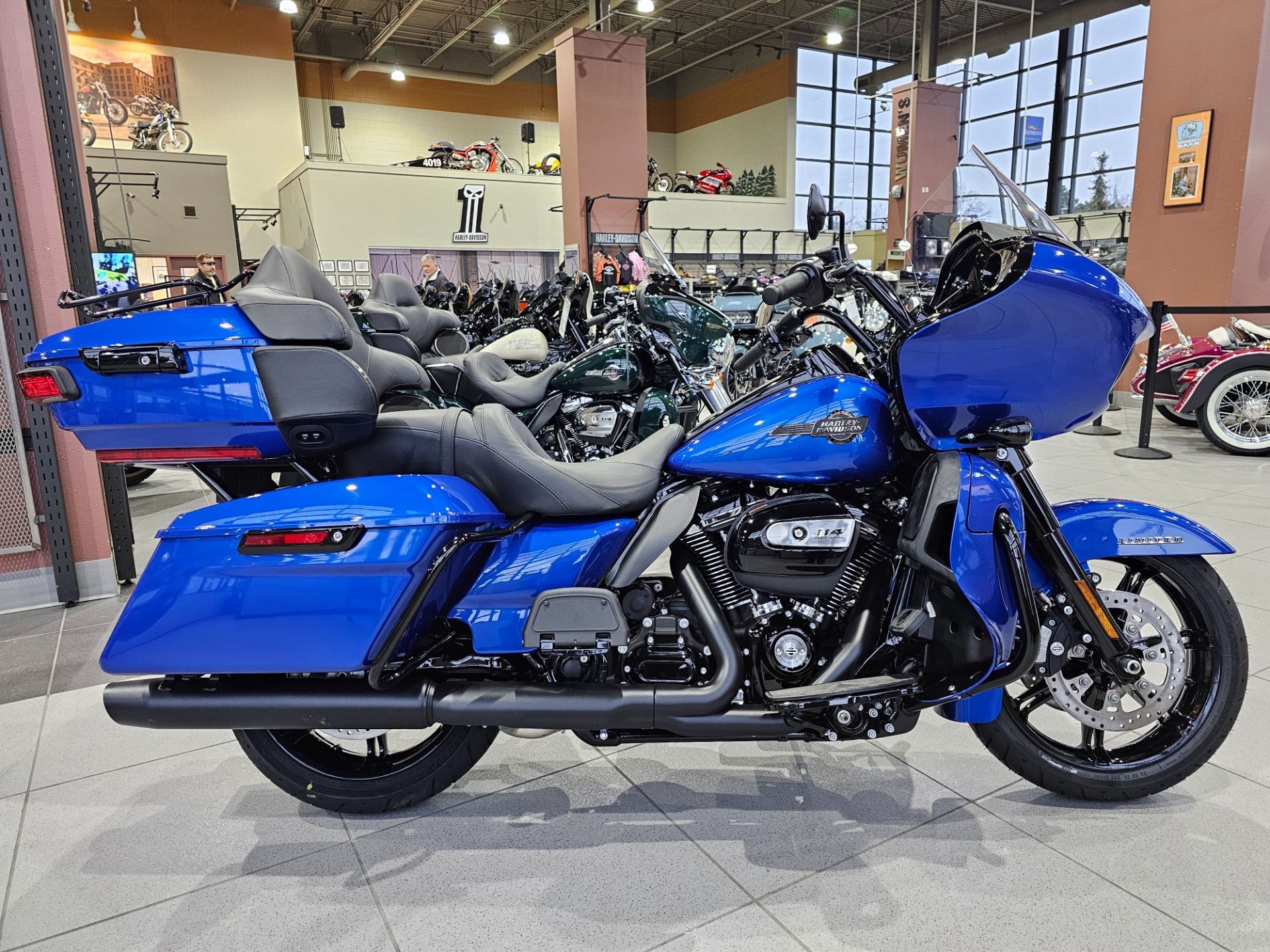 2024 Harley-Davidson Road Glide® Limited in Flint, Michigan - Photo 1