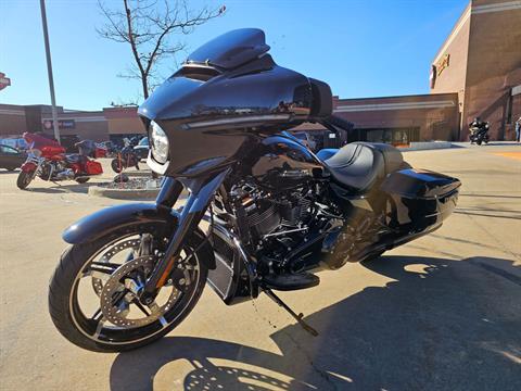 2024 Harley-Davidson Street Glide® in Flint, Michigan - Photo 4