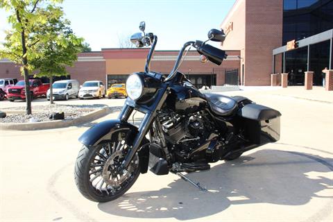 2018 Harley-Davidson Road King® Special in Flint, Michigan - Photo 4