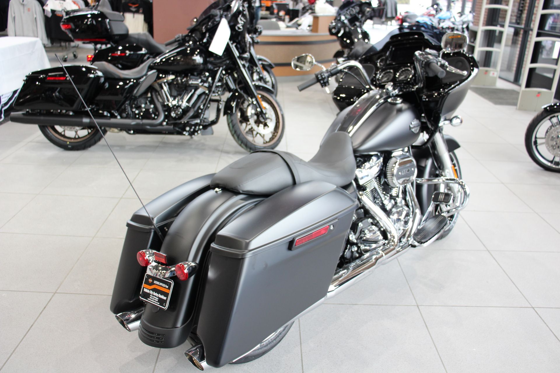 2022 Harley-Davidson Road Glide® Special in Flint, Michigan - Photo 12