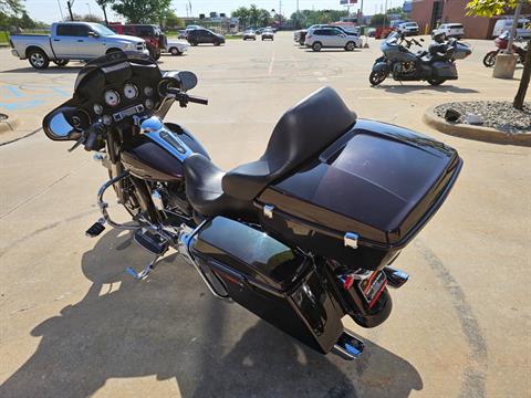 2011 Harley-Davidson Street Glide® in Flint, Michigan - Photo 6