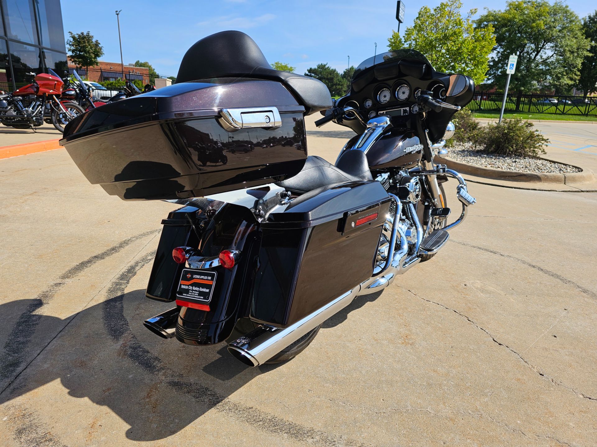 2011 Harley-Davidson Street Glide® in Flint, Michigan - Photo 7