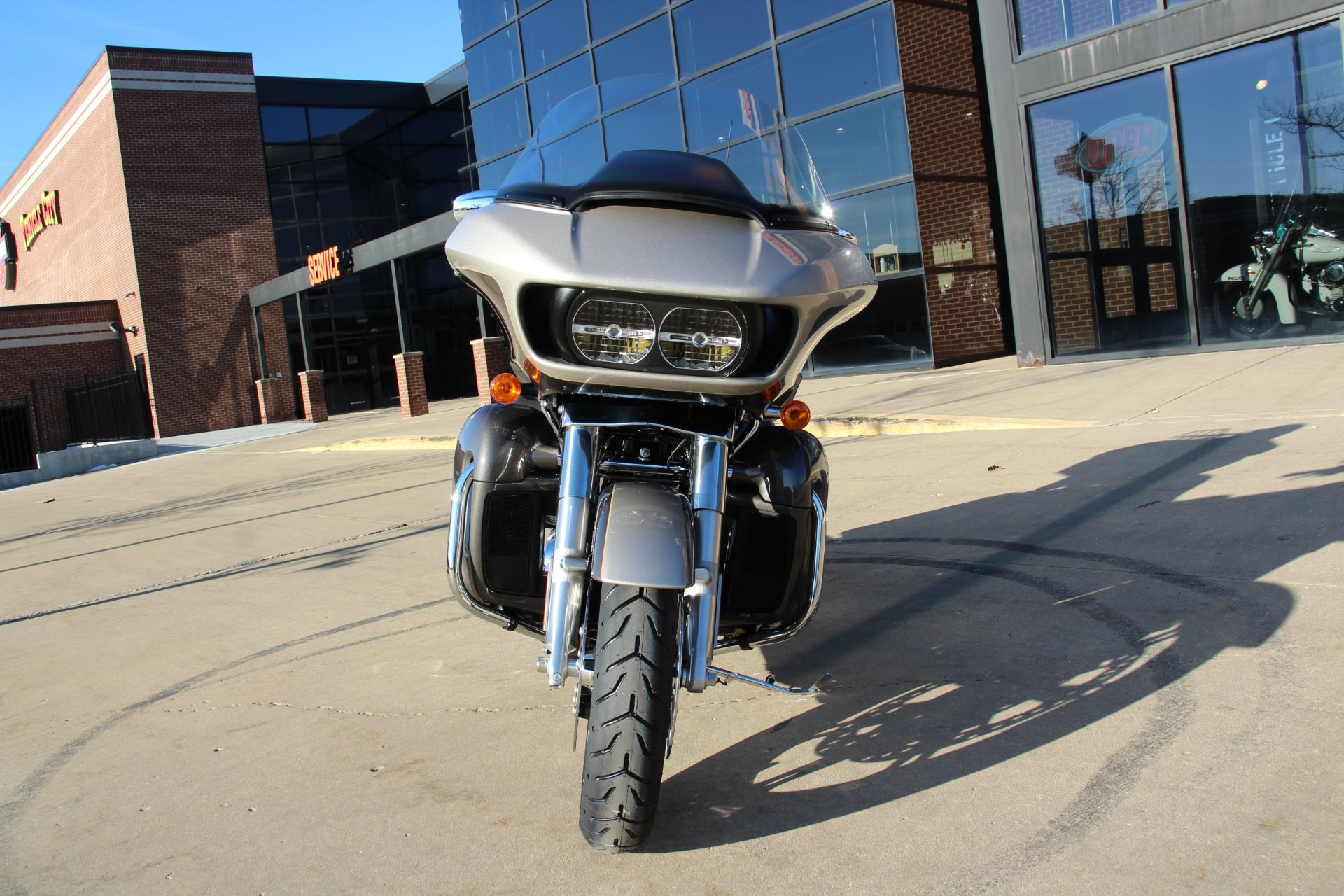 2023 Harley-Davidson Road Glide® Limited in Flint, Michigan - Photo 4