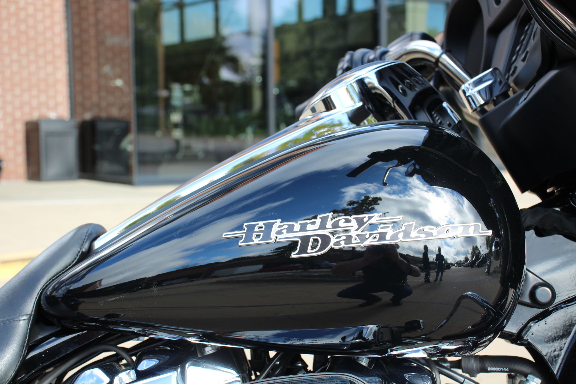 2019 Harley-Davidson Street Glide® in Flint, Michigan - Photo 12