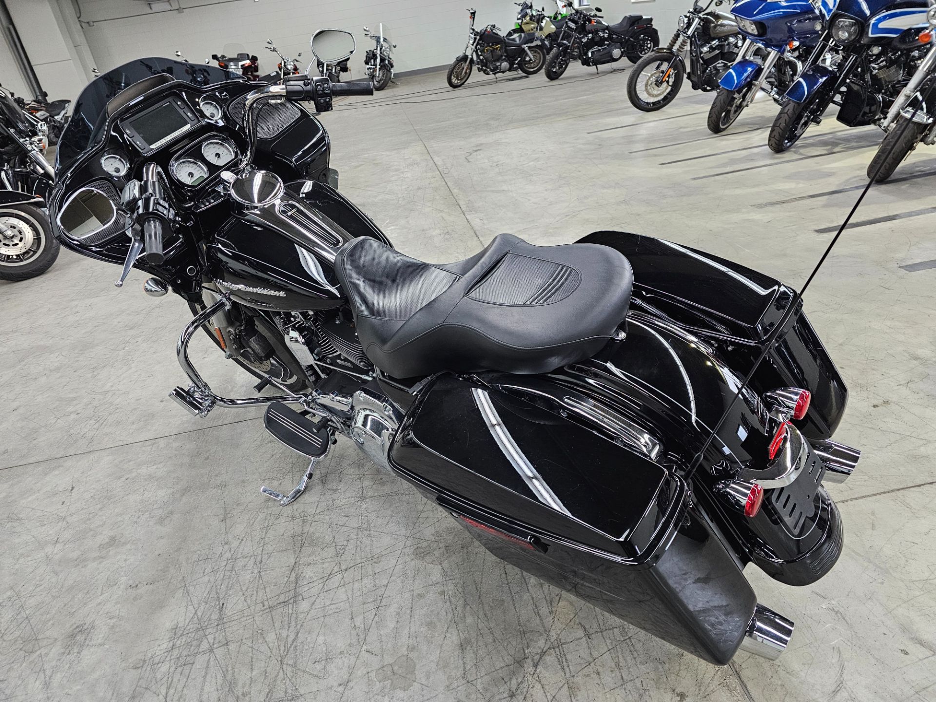 2015 Harley-Davidson Road Glide® Special in Flint, Michigan - Photo 6