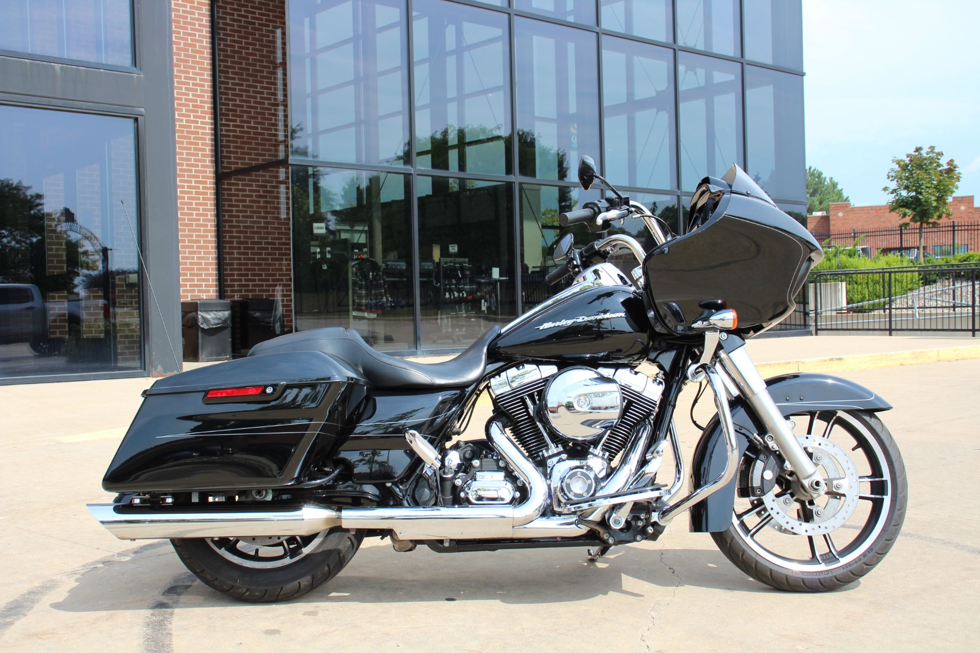 2015 Harley-Davidson Road Glide® Special in Flint, Michigan - Photo 1