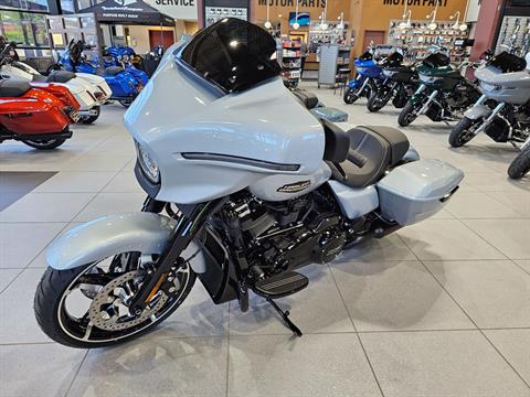 2024 Harley-Davidson Street Glide® in Flint, Michigan - Photo 4