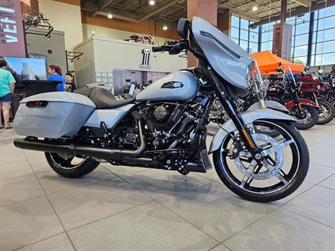 2024 Harley-Davidson Street Glide® in Flint, Michigan - Photo 8