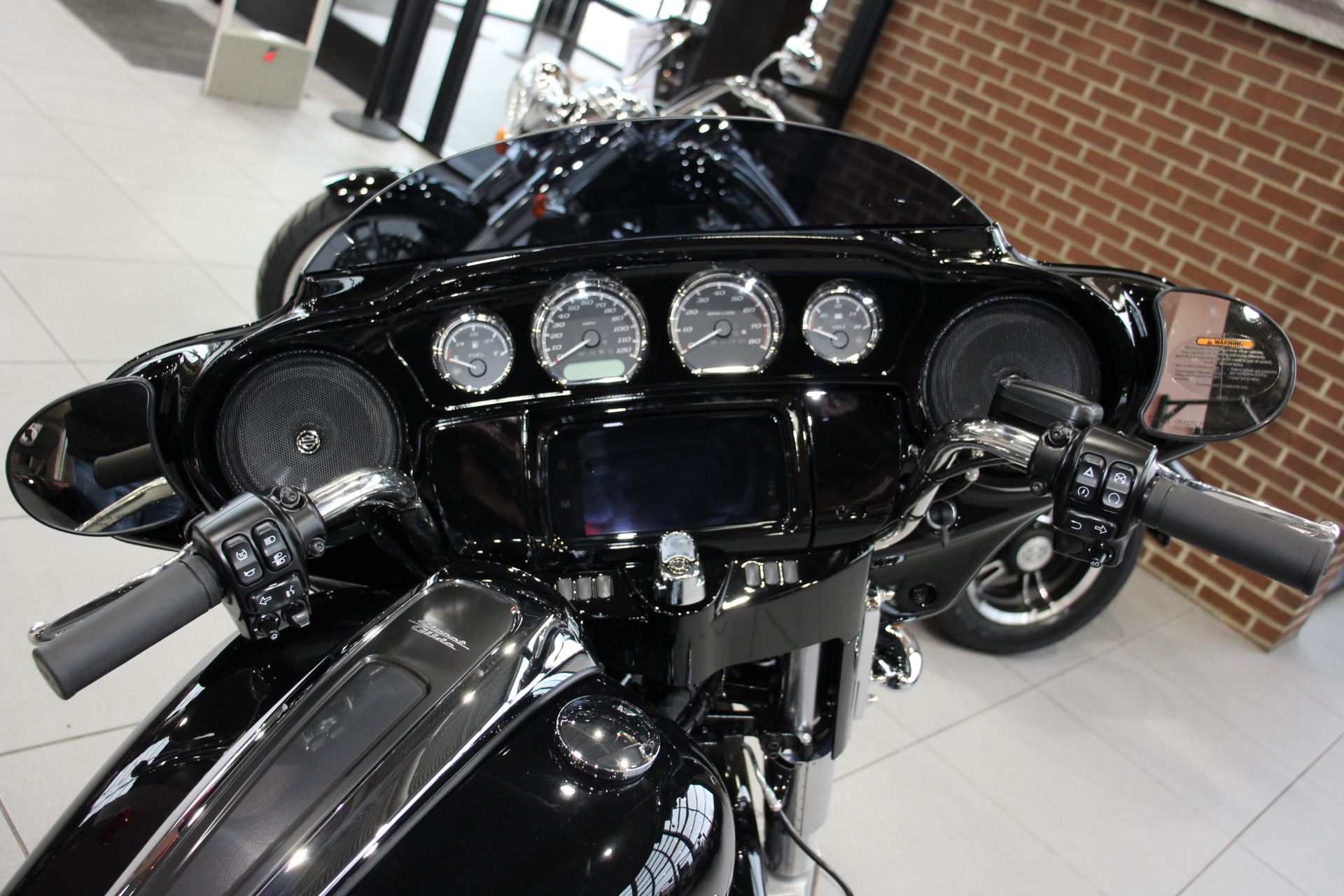 2023 Harley-Davidson Street Glide® Special in Flint, Michigan - Photo 7