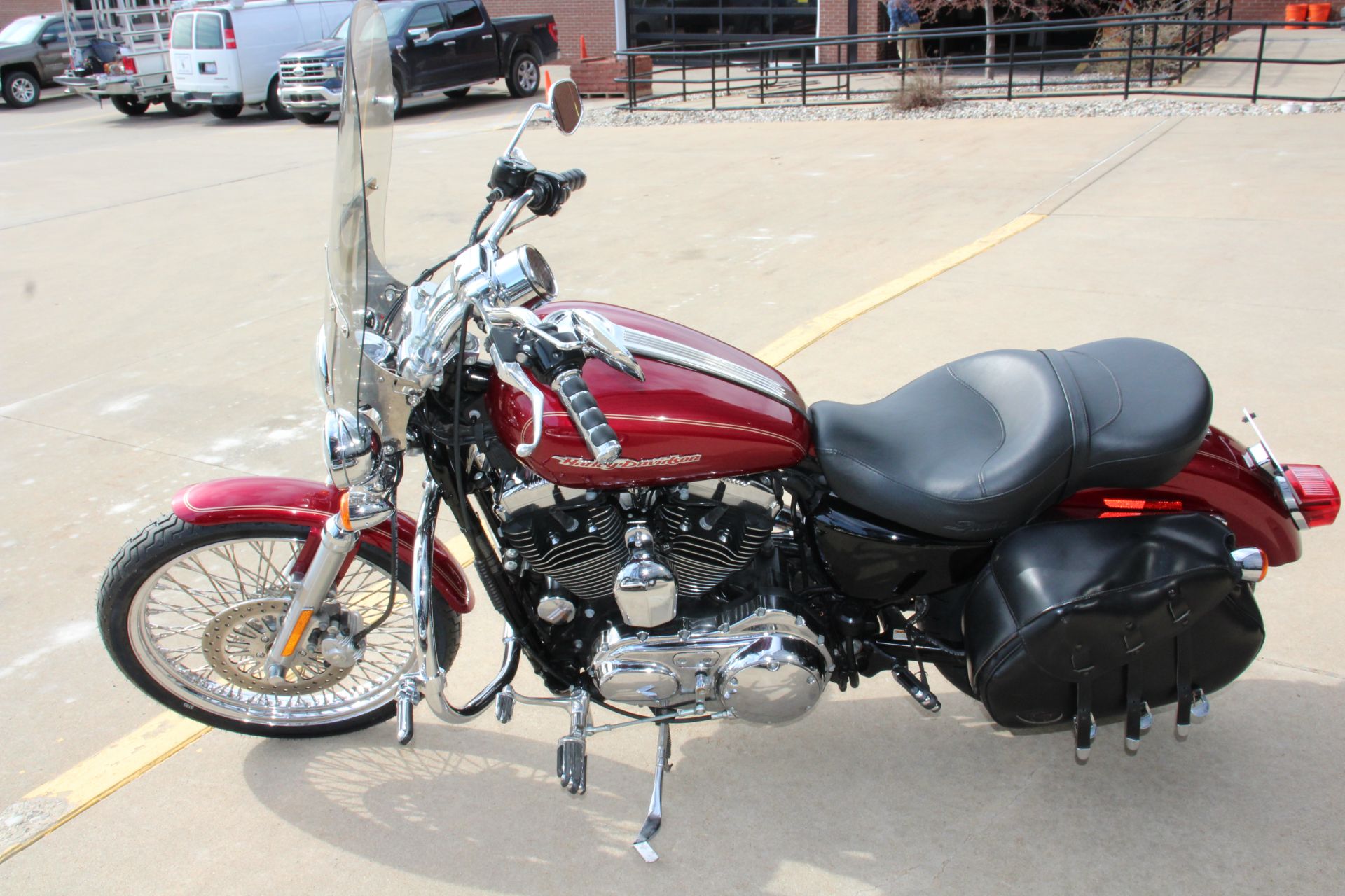 2005 Harley-Davidson Sportster® XL 1200 Custom in Flint, Michigan - Photo 4