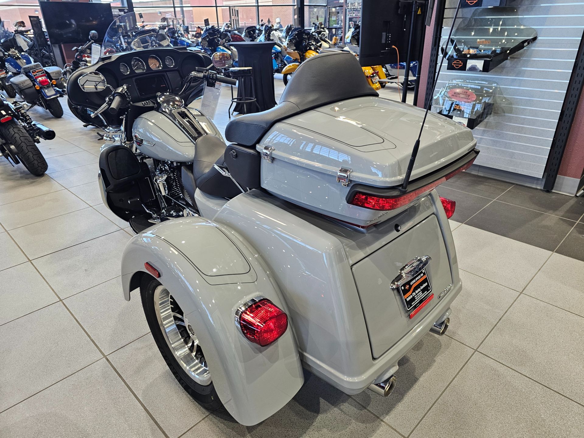 2024 Harley-Davidson Tri Glide® Ultra in Flint, Michigan - Photo 7