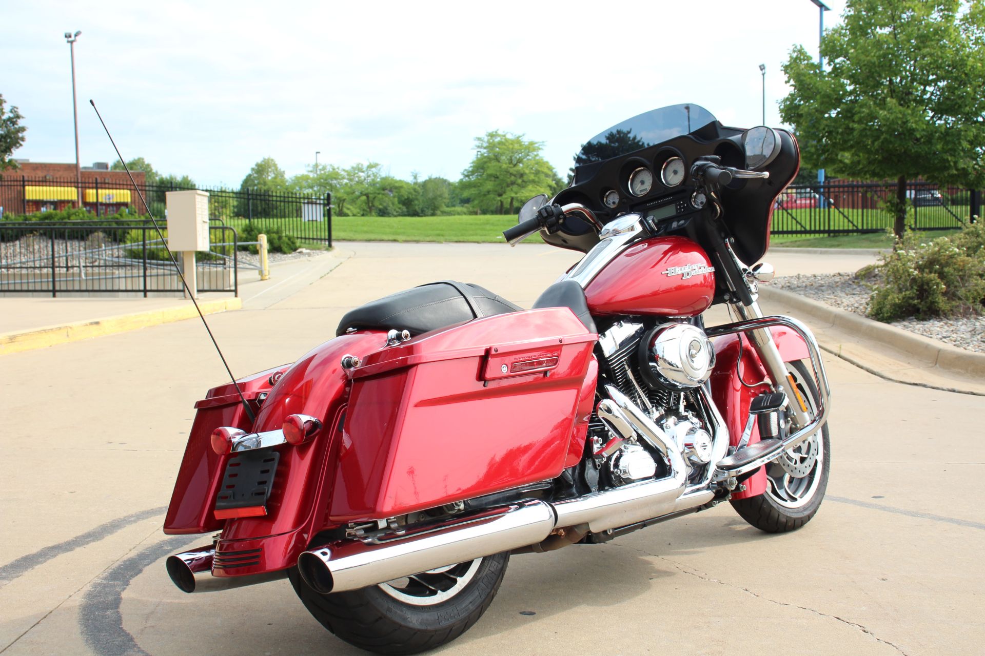 2013 Harley-Davidson Street Glide® in Flint, Michigan - Photo 8
