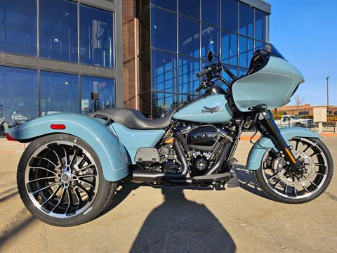 2024 Harley-Davidson Road Glide® 3 in Flint, Michigan - Photo 1