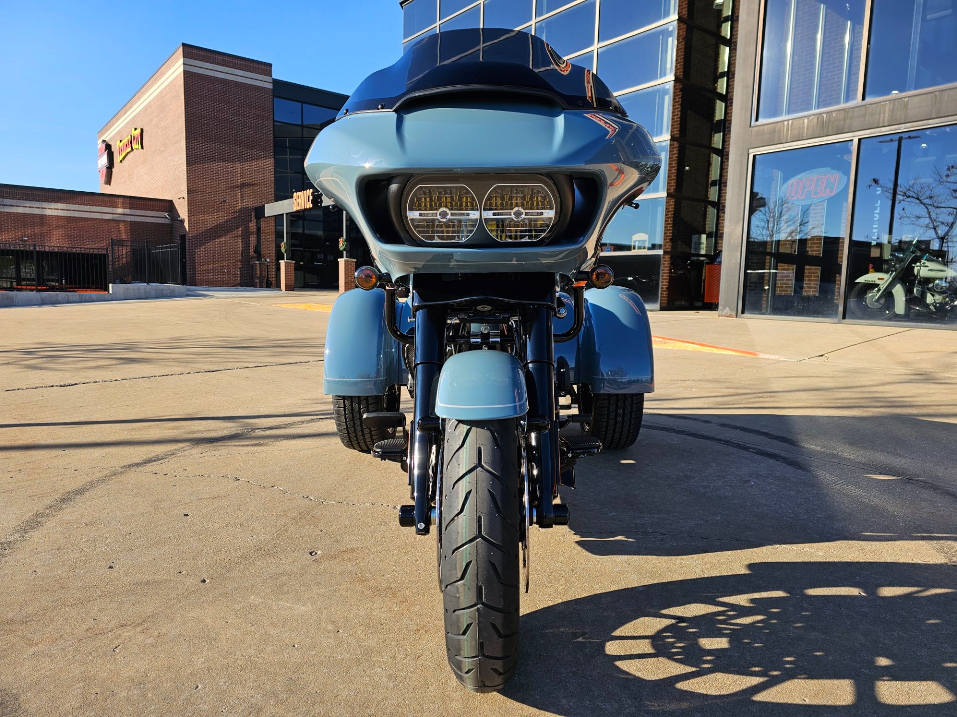 2024 Harley-Davidson Road Glide® 3 in Flint, Michigan - Photo 3