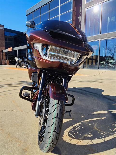 2024 Harley-Davidson CVO™ Road Glide® in Flint, Michigan - Photo 3
