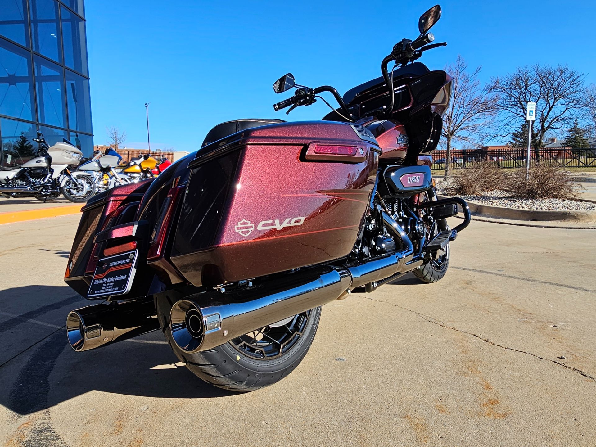 2024 Harley-Davidson CVO™ Road Glide® in Flint, Michigan - Photo 8