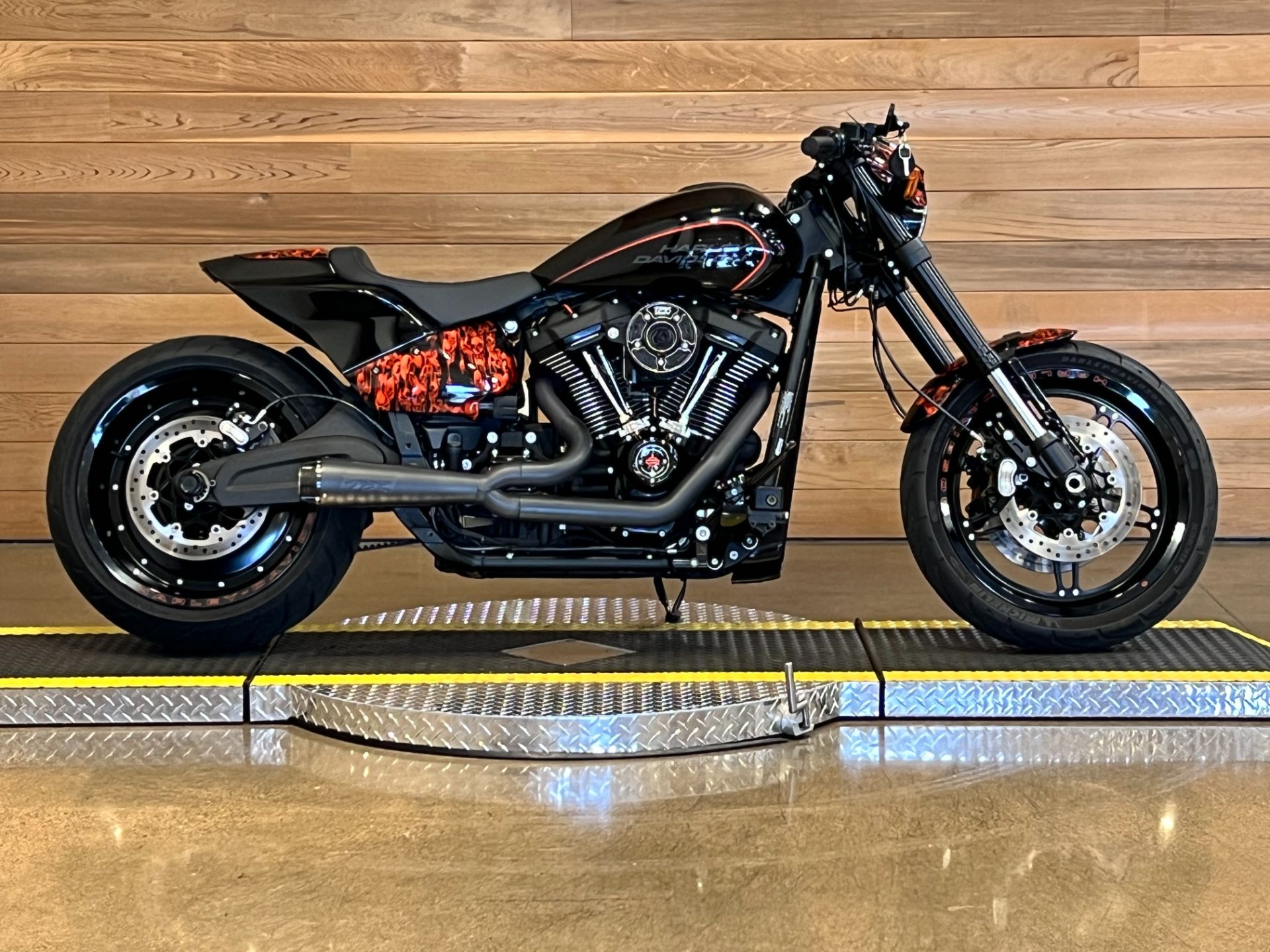 2019 Harley-Davidson FXDR™ 114 in Salem, Oregon - Photo 1