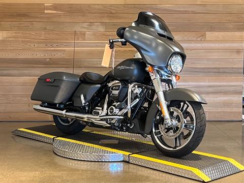 2018 Harley-Davidson Street Glide® in Salem, Oregon - Photo 2