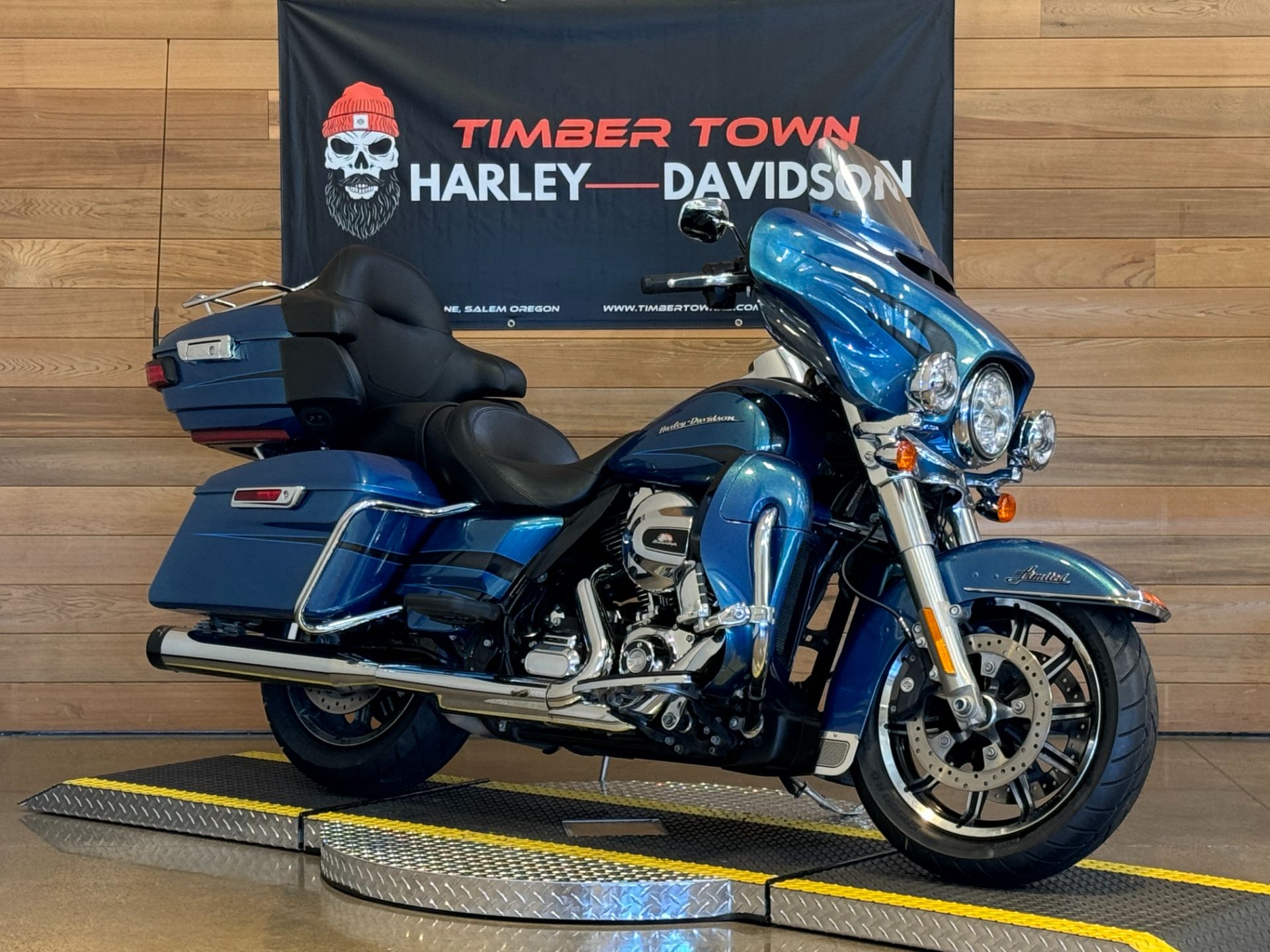 2014 Harley-Davidson Ultra Limited in Salem, Oregon - Photo 2