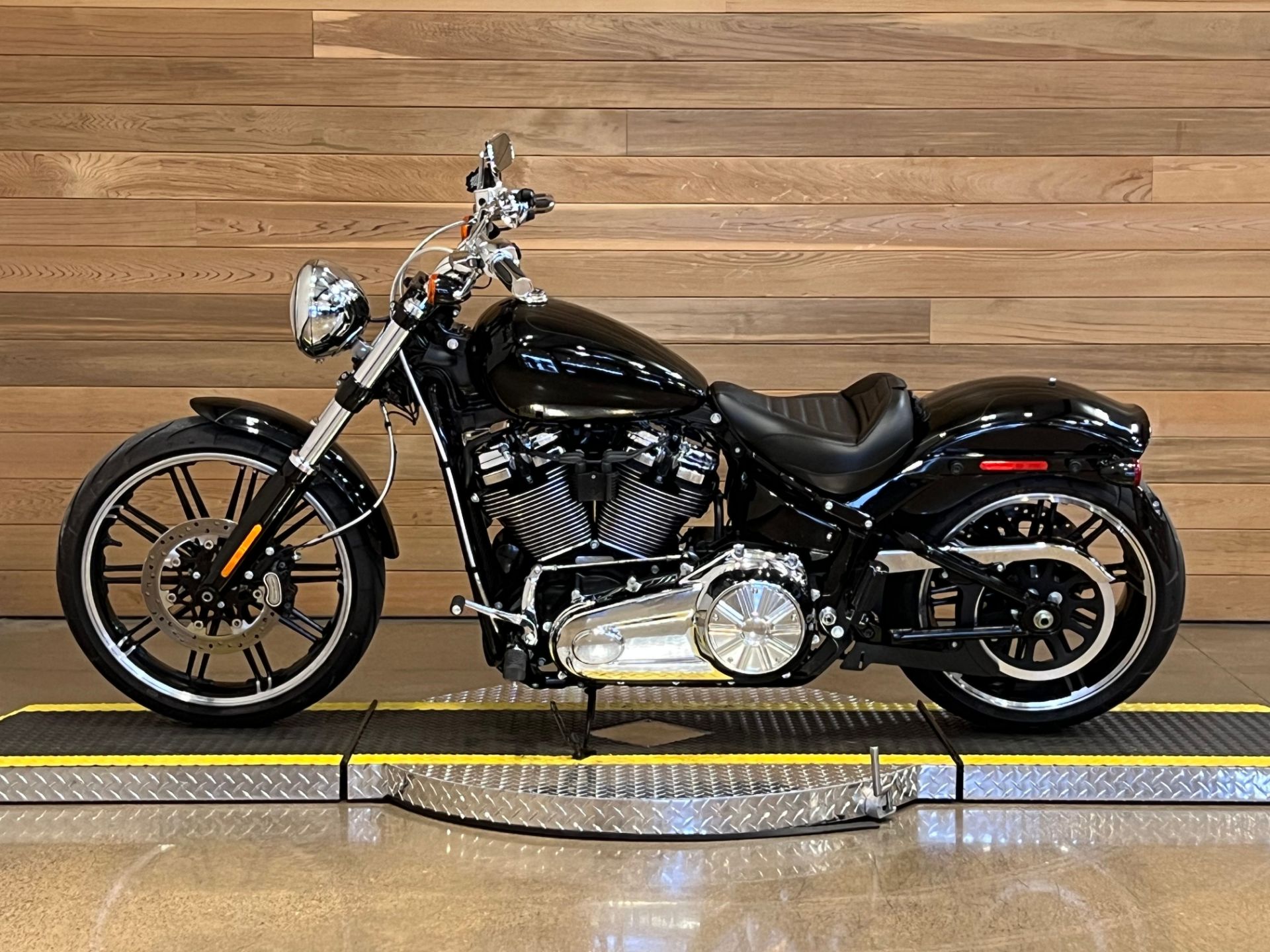 2018 Harley-Davidson Breakout® 114 in Salem, Oregon - Photo 5
