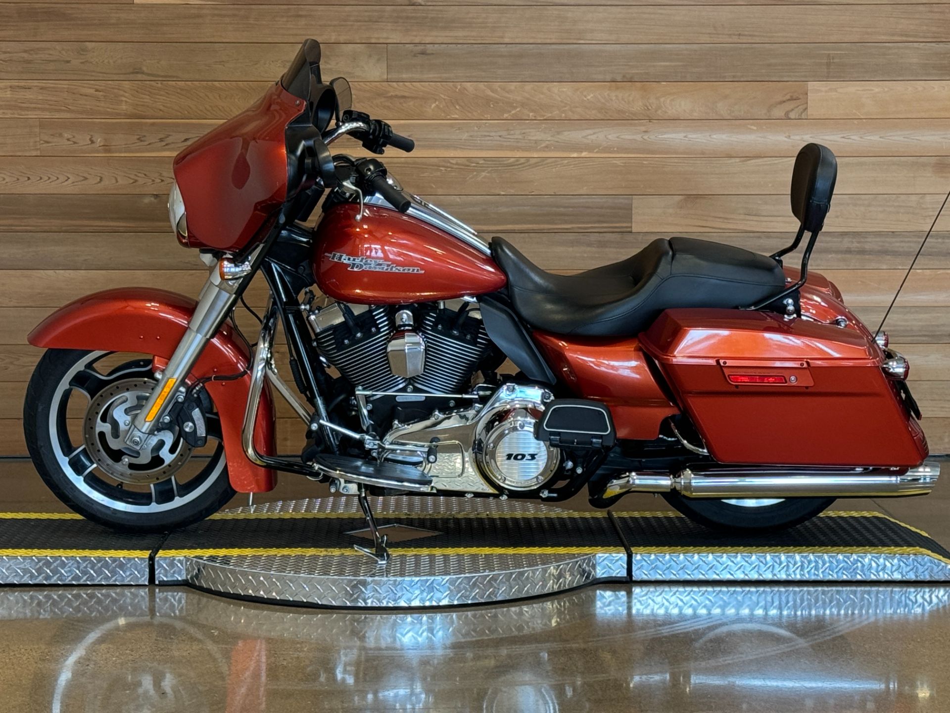 2011 Harley-Davidson Street Glide® in Salem, Oregon - Photo 5