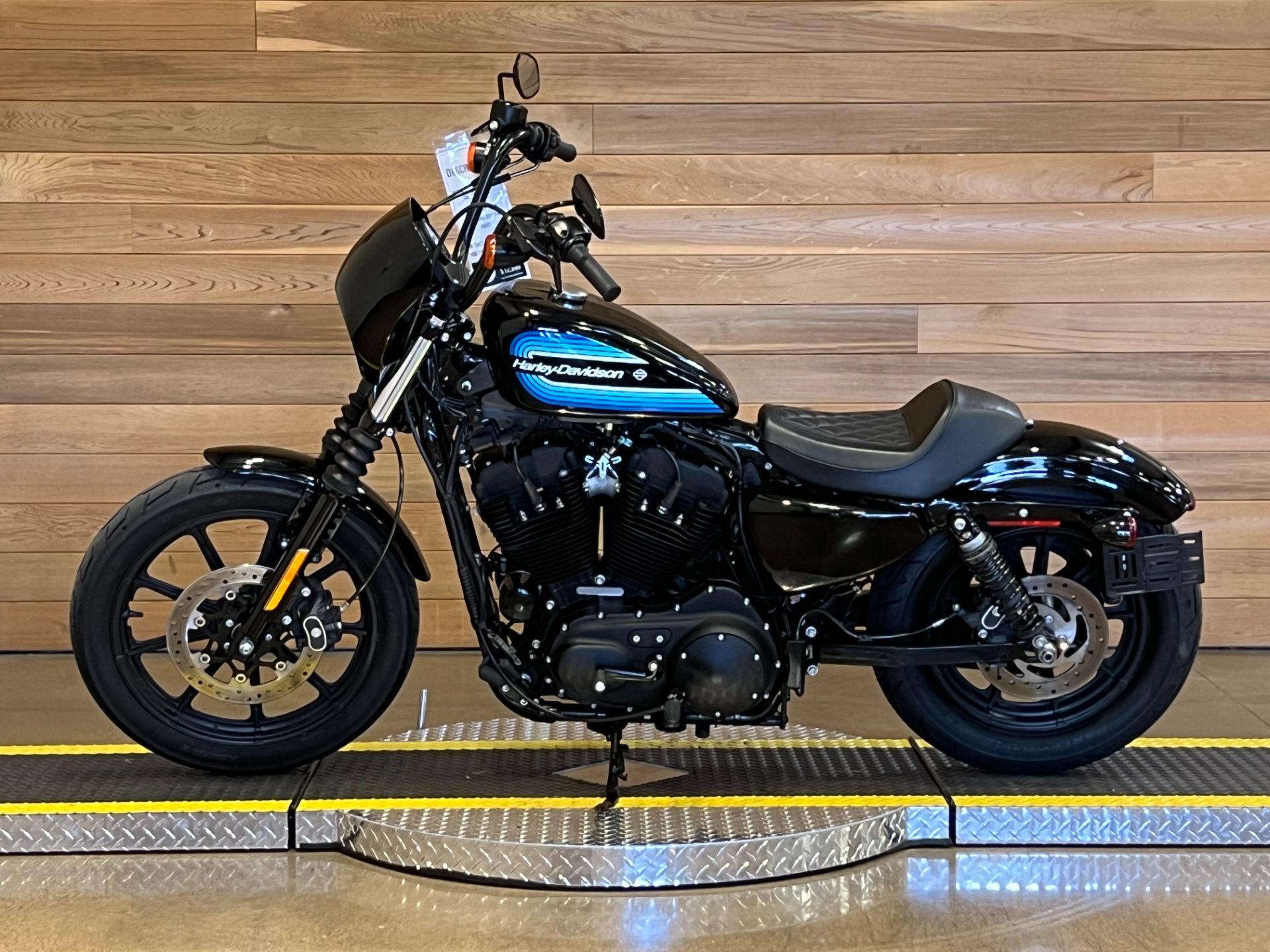 2018 Harley-Davidson Iron 1200™ in Salem, Oregon - Photo 5