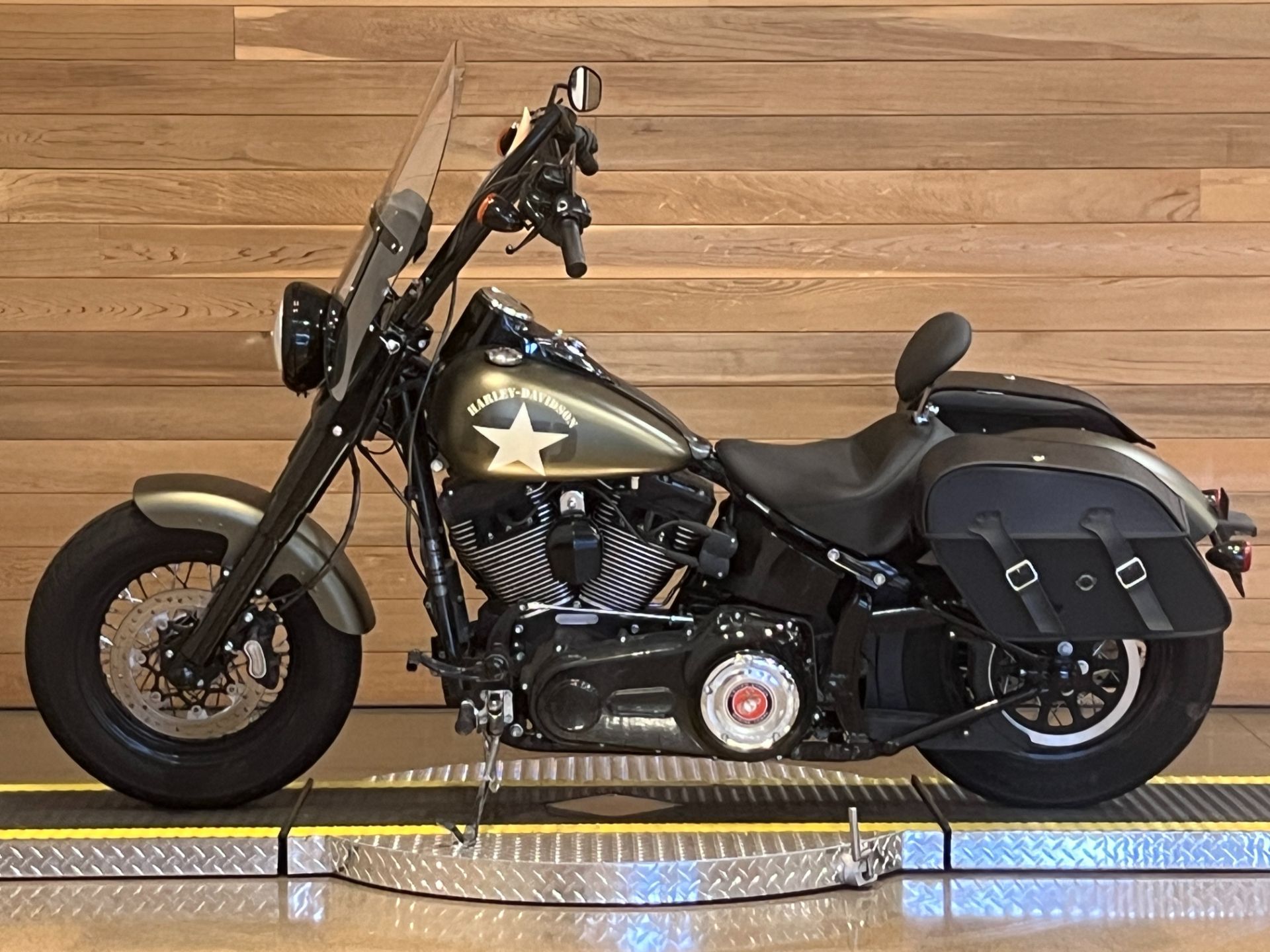 2016 Harley-Davidson Softail Slim® S in Salem, Oregon - Photo 5