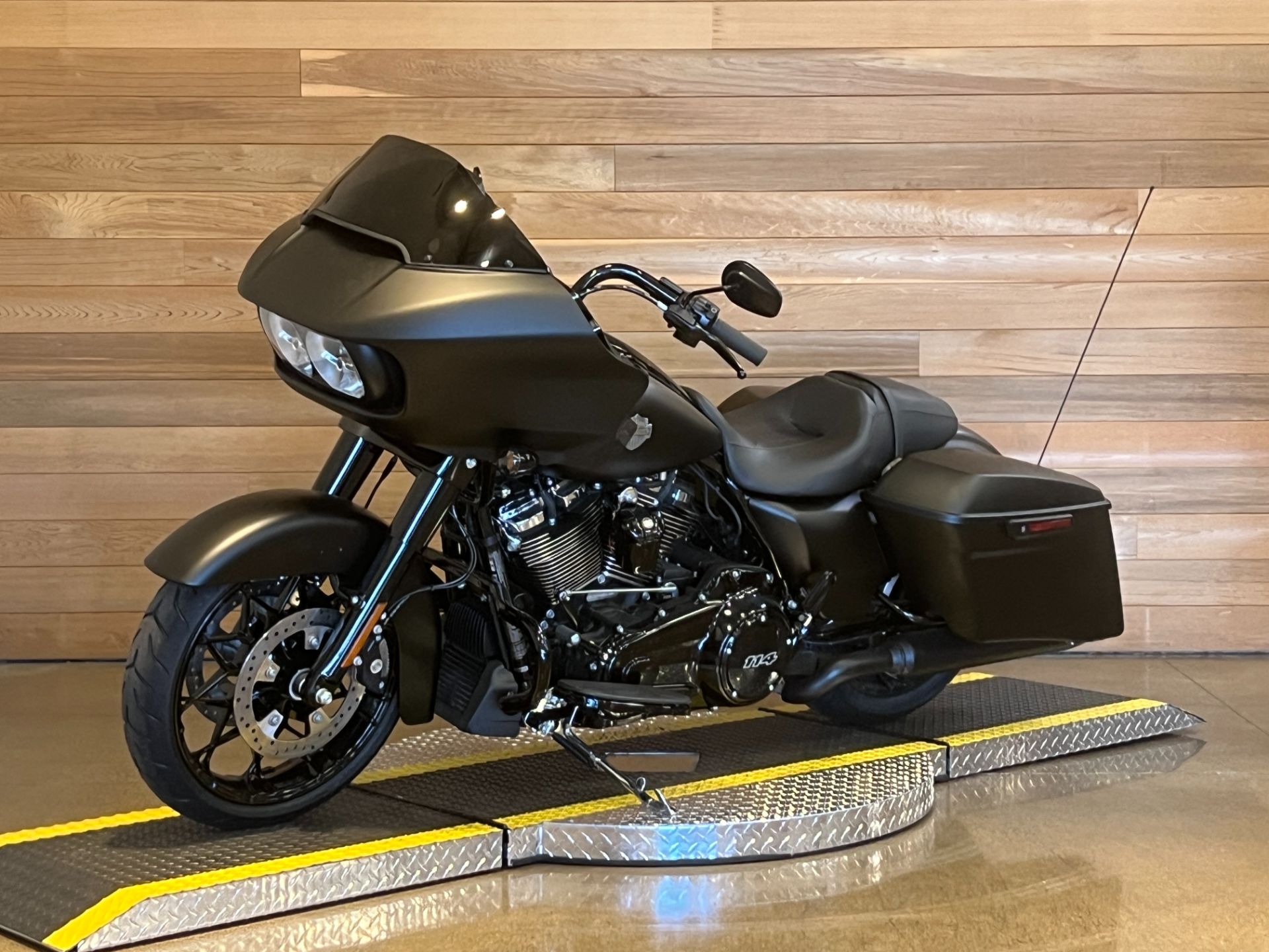 2023 Harley-Davidson Road Glide® Special in Salem, Oregon - Photo 4
