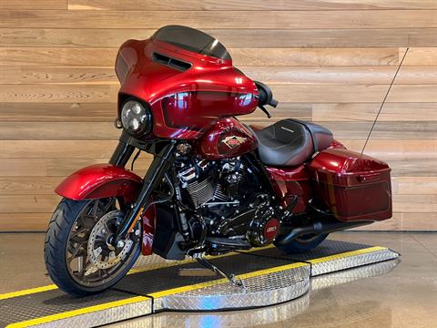 2023 Harley-Davidson Street Glide® Anniversary in Salem, Oregon - Photo 4
