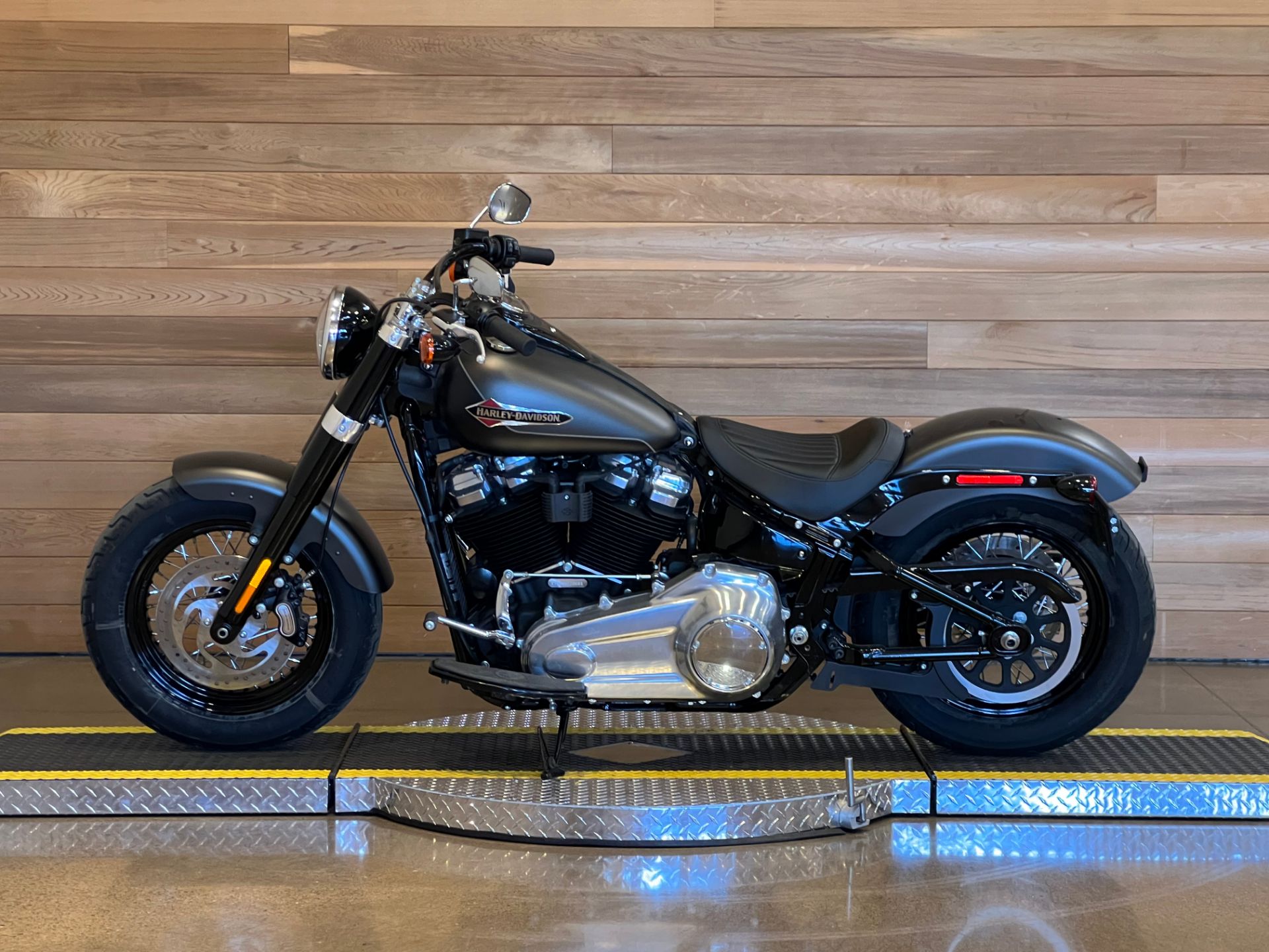 2021 Harley-Davidson Softail Slim® in Salem, Oregon - Photo 5