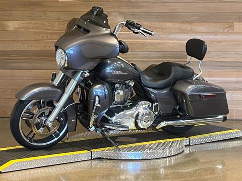 2014 Harley-Davidson Street Glide® Special in Salem, Oregon - Photo 4