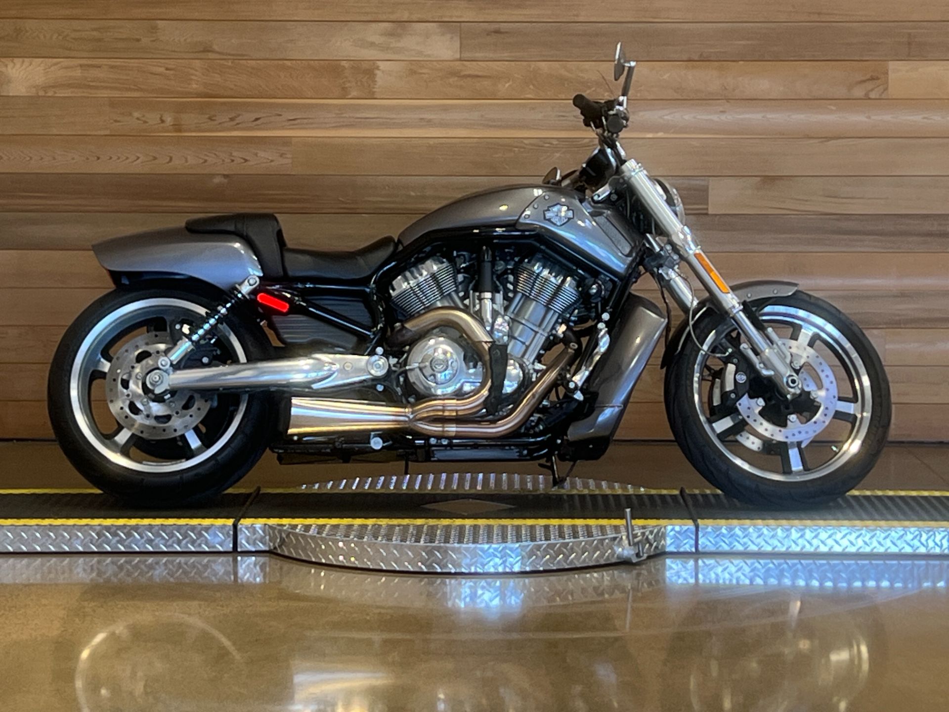 2014 Harley-Davidson V-Rod Muscle® in Salem, Oregon - Photo 1