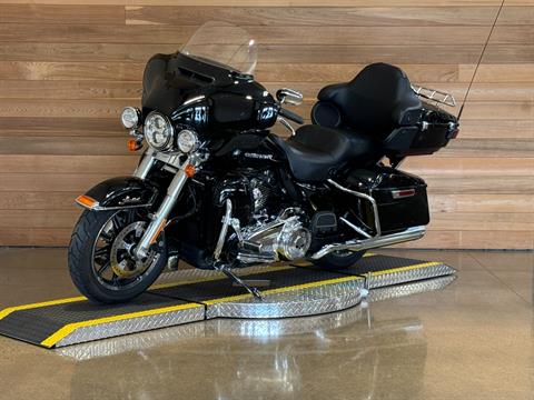 2019 Harley-Davidson Ultra Limited in Salem, Oregon - Photo 4