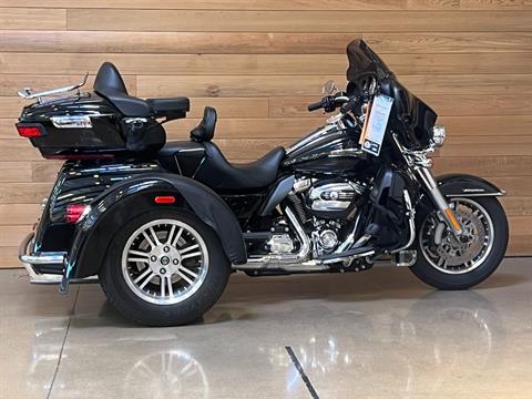 2018 Harley-Davidson Tri Glide® Ultra in Salem, Oregon - Photo 5