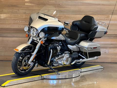 2018 Harley-Davidson Ultra Limited in Salem, Oregon - Photo 4