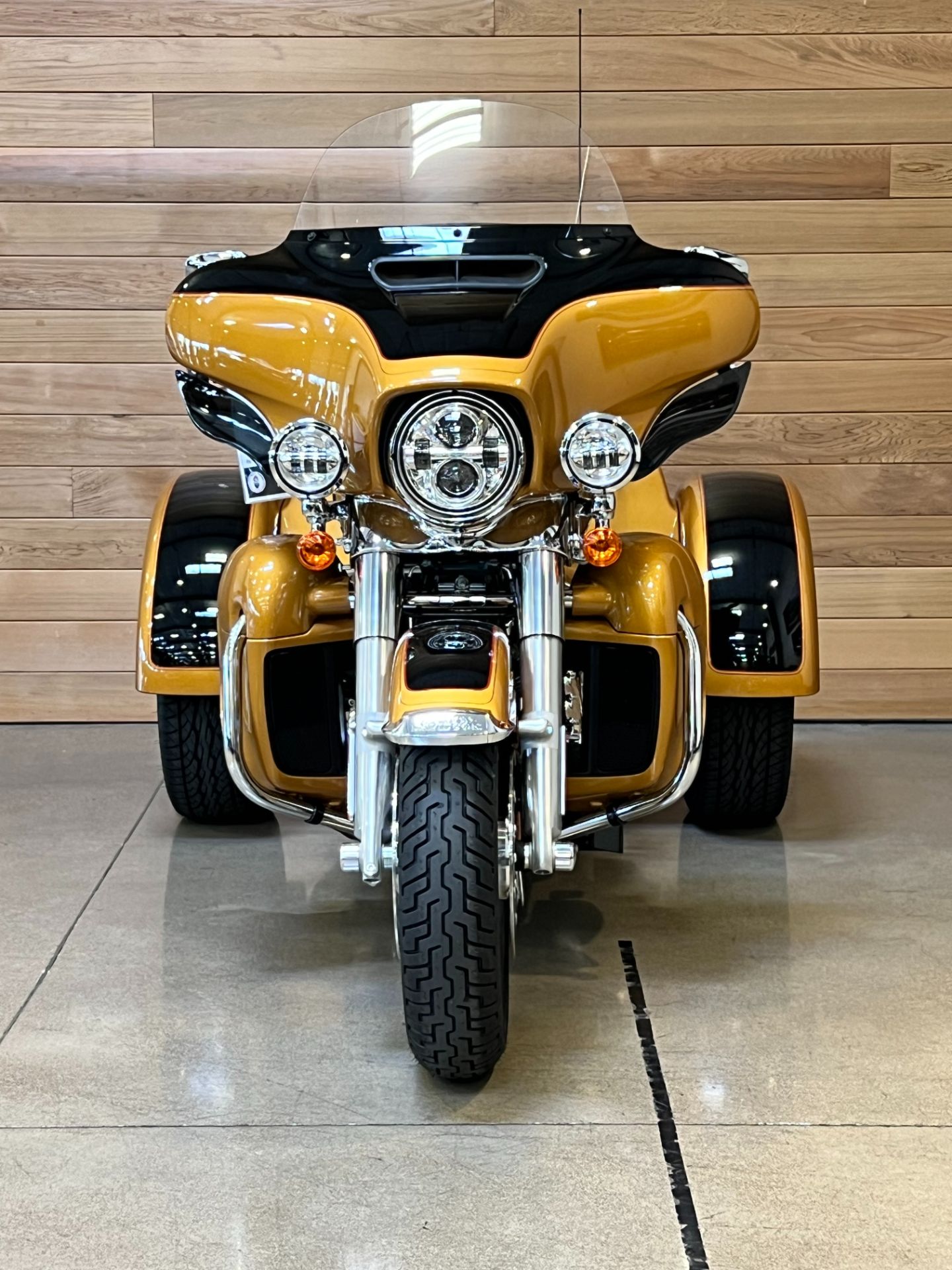 2023 Harley-Davidson Tri Glide® Ultra in Salem, Oregon - Photo 3
