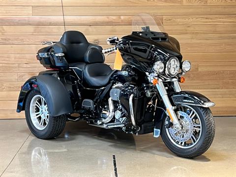 2020 Harley-Davidson Tri Glide® Ultra in Salem, Oregon - Photo 2
