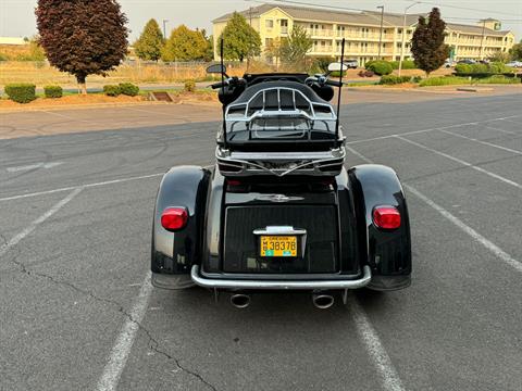 2012 Harley-Davidson Tri Glide® Ultra Classic® in Salem, Oregon - Photo 6