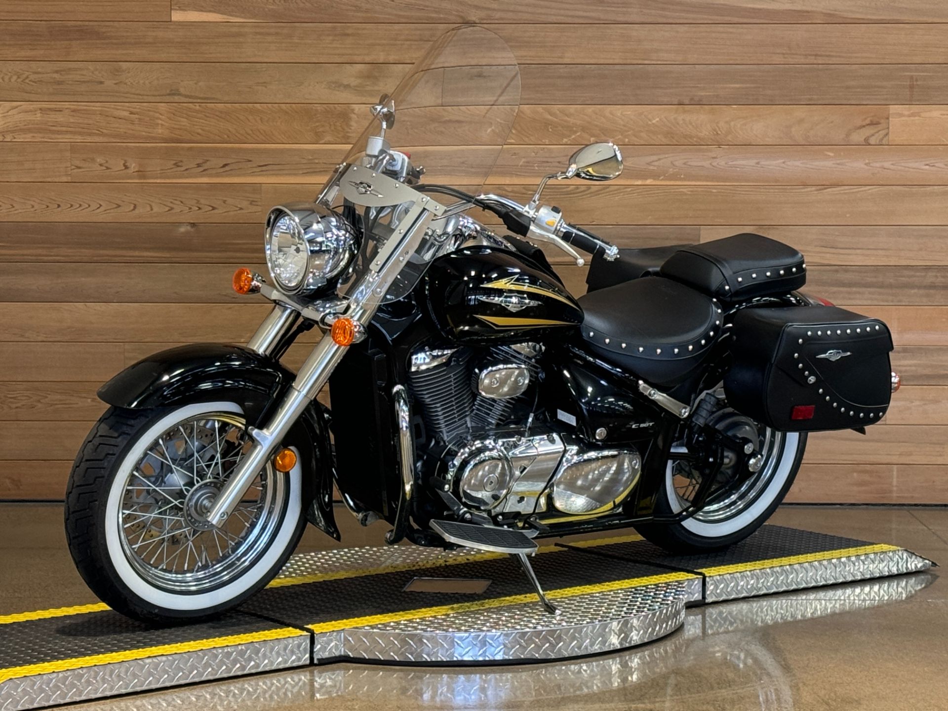 2018 Suzuki Boulevard C50 in Salem, Oregon - Photo 4