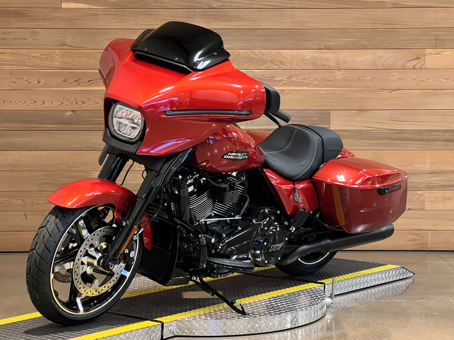 2024 Harley-Davidson Street Glide® in Salem, Oregon - Photo 4